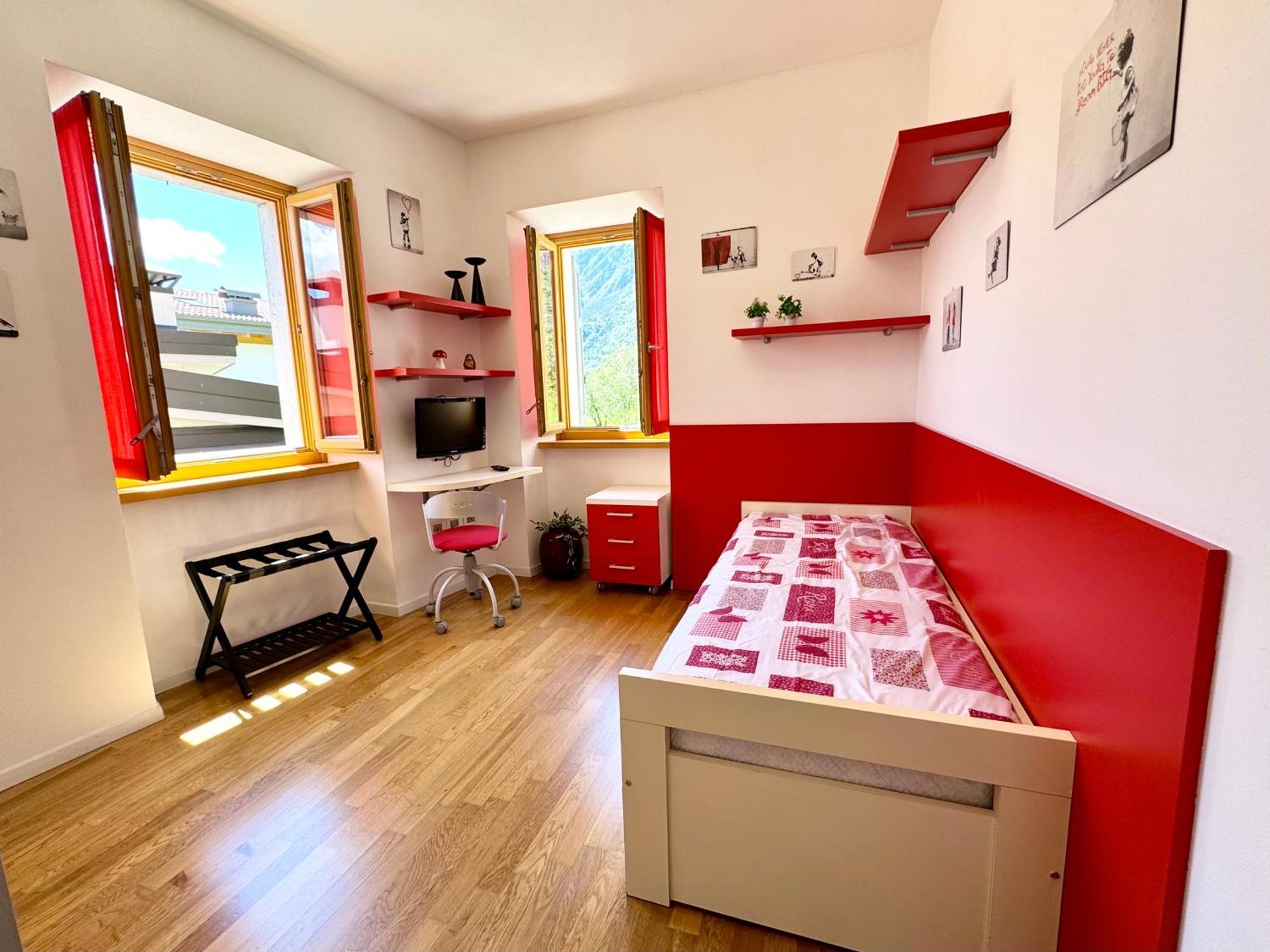 ריבה דל גארדה Das Rote Haus מראה חיצוני תמונה